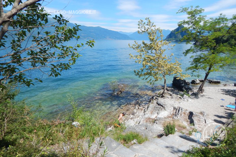 Spiaggia 5 Arcate Castelveccana Lago Maggiore