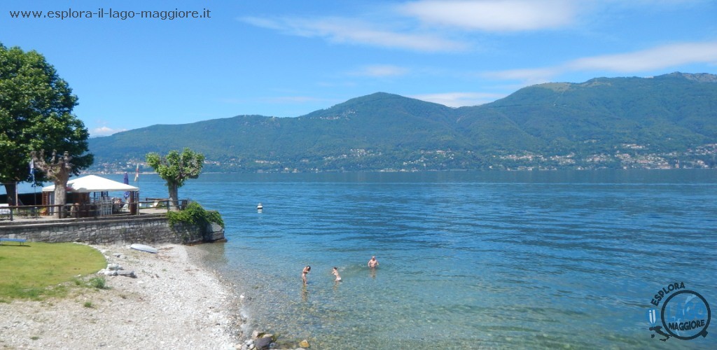Spiaggia Punta Molino a Porto Valtravaglia sul Lago Maggiore